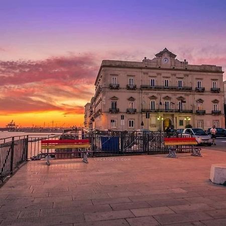 Sedici Scalini Villa Tarente Buitenkant foto